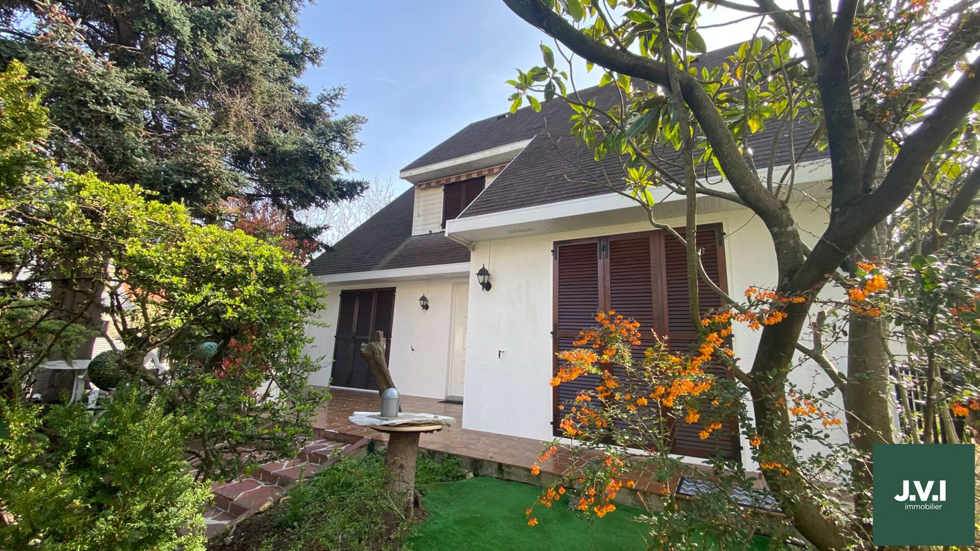 4 bedrooms House in Deuil-la-Barre, France No. 186582