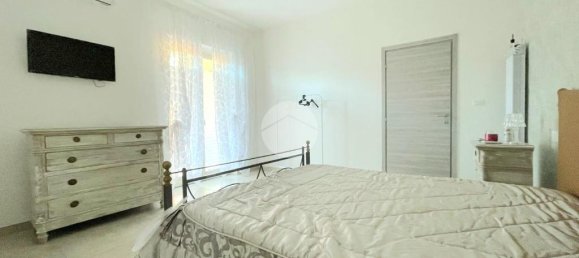 2 bedrooms Apartment in Naples, Italy No. 155364 6