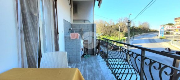 2 bedrooms Apartment in Naples, Italy No. 155364 3