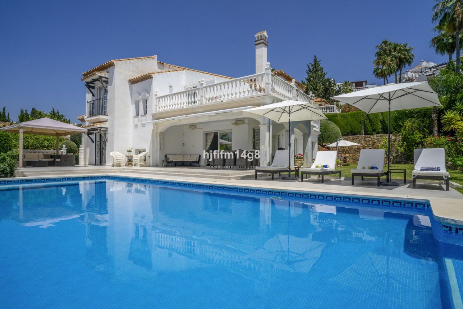 Вилла с 4 спальнями в Марбелья, Испания № 139721