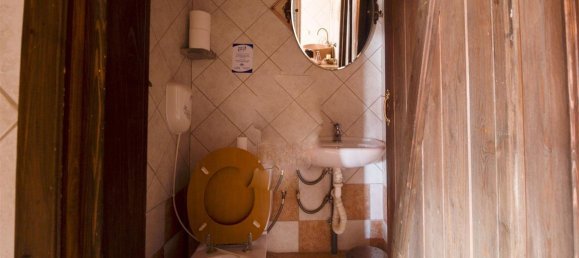 160m² Property in Thermi, Greece No. 4734 16