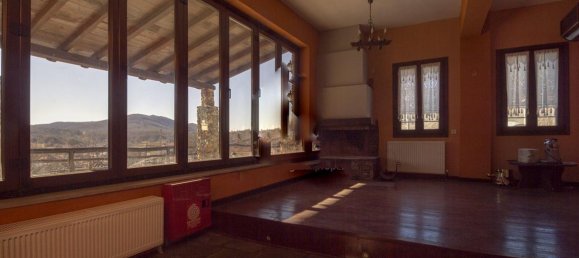 160m² Property in Thermi, Greece No. 4734 10