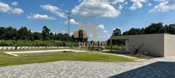 5 bedrooms House in Felgueiras, Portugal No. 37775 4