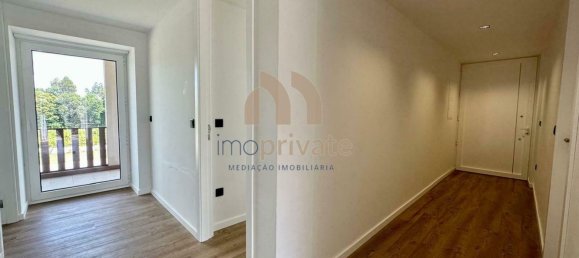 5 bedrooms House in Felgueiras, Portugal No. 37775 19