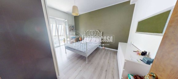Apartamento T2 em Rovello Porro, Italy N.º 268461 7