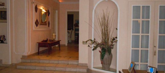 14غرفة منزل في Castelnuovo di Porto, Italy رقم 14561 5