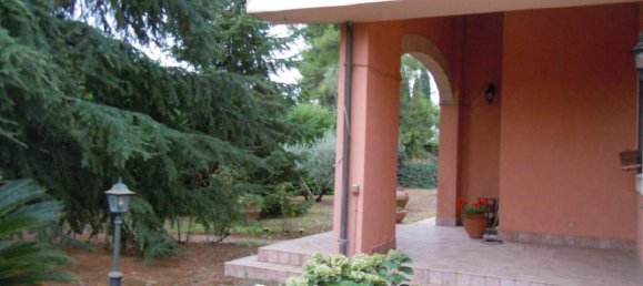 14غرفة منزل في Castelnuovo di Porto, Italy رقم 14561 43