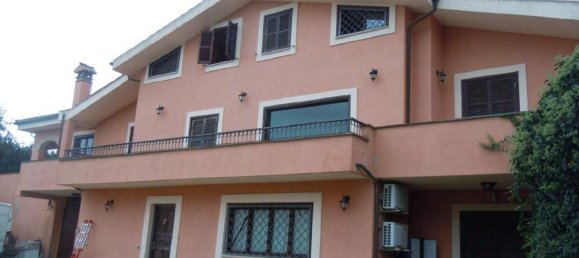 14غرفة منزل في Castelnuovo di Porto, Italy رقم 14561 49