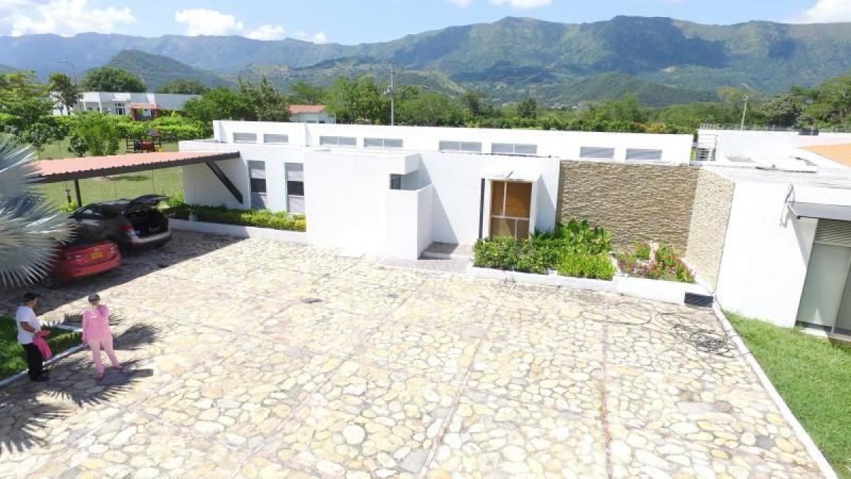 6 bedrooms House in Cundinamarca, Colombia No. 6322