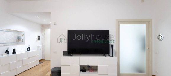 2 غرف نوم شقة في Bergamo, Italy رقم 322990 8