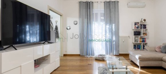 2 غرف نوم شقة في Bergamo, Italy رقم 322990 9