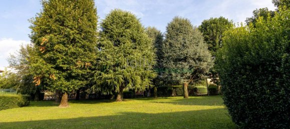 2 غرف نوم شقة في Bergamo, Italy رقم 322990 34