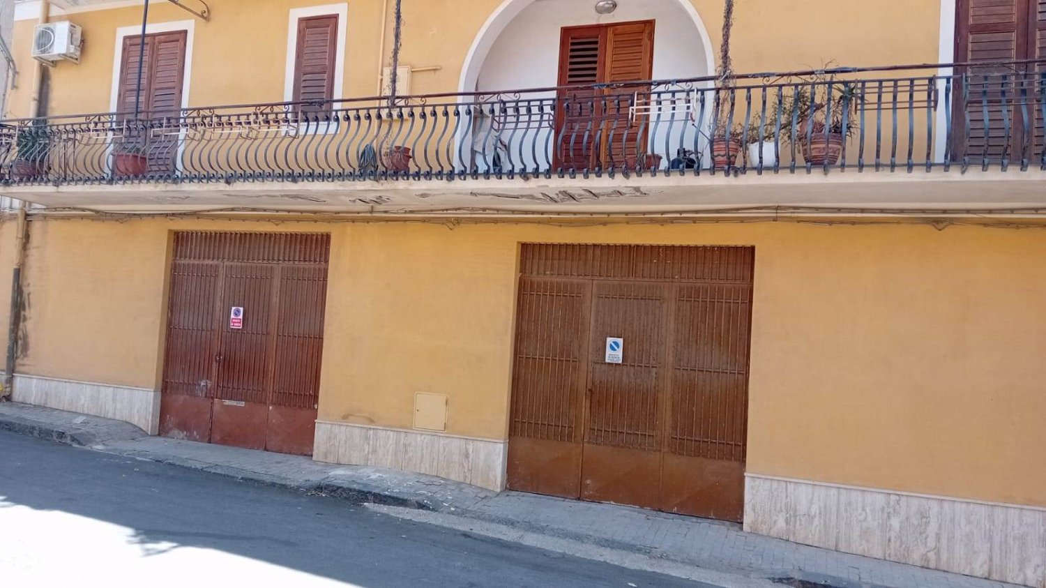 Apartamento de 4 dormitorios en Campobello di Licata, Italy No. 306591