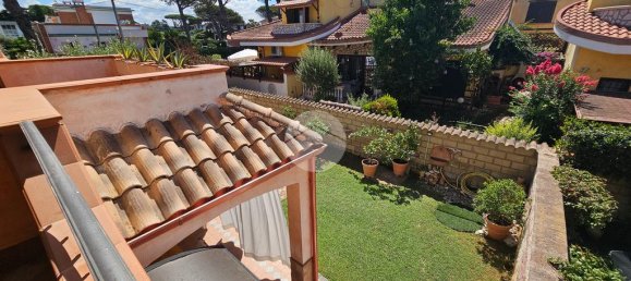 2 غرف نوم فيلا في Anzio, Italy رقم 268758 28