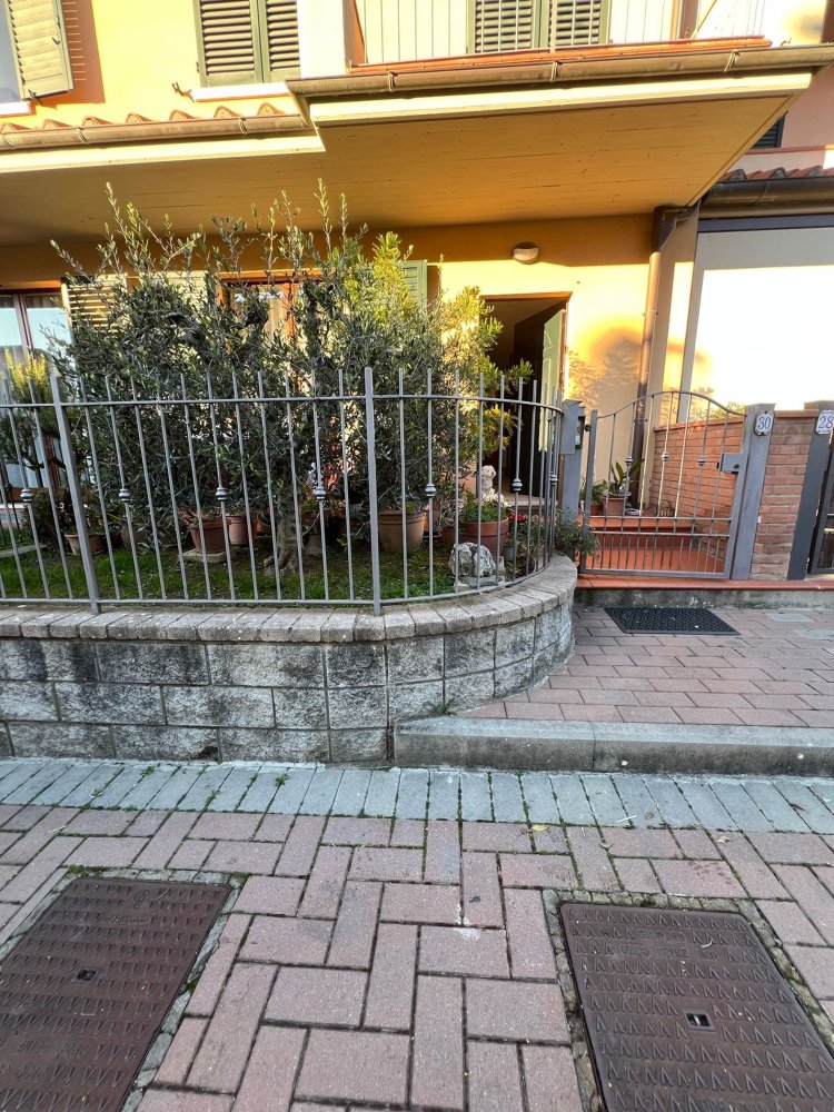 9-Zimmer Haus in Subbiano, Italy, Nr. 254502