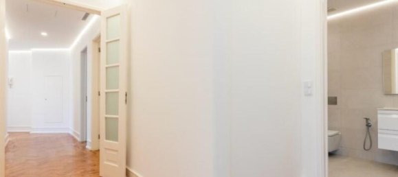 4 bedrooms Apartment in Lisbon, Portugal No. 104973 22