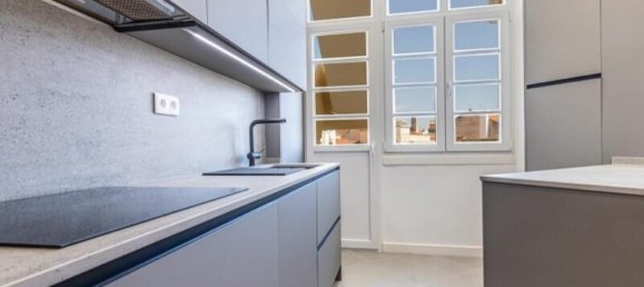 4 bedrooms Apartment in Lisbon, Portugal No. 104973 8