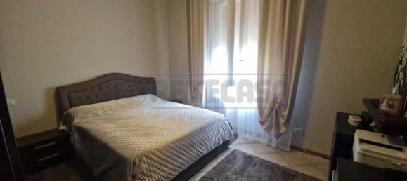 2 bedrooms Apartment in Cremona, Italy No. 329066 9