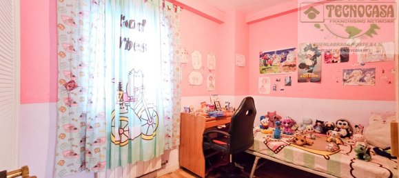 Apartamento de 3 dormitorios en Fuenlabrada, Spain No. 155980 8