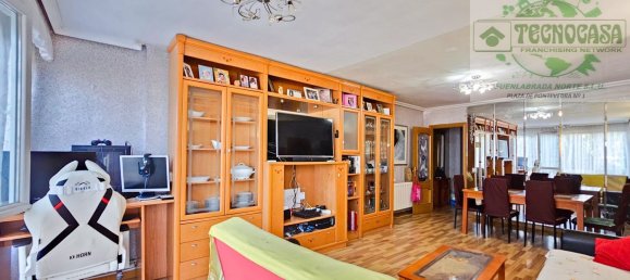 Apartamento de 3 dormitorios en Fuenlabrada, Spain No. 155980 4