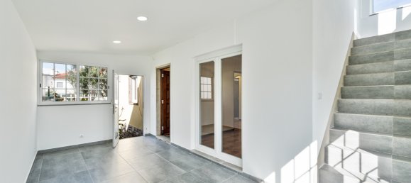 3 bedrooms Villa in Sintra, Portugal No. 96764 5