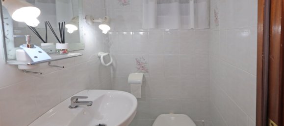 4 Schlafzimmer Wohnung in Sant Feliu de Llobregat, Spain, Nr. 134734 38