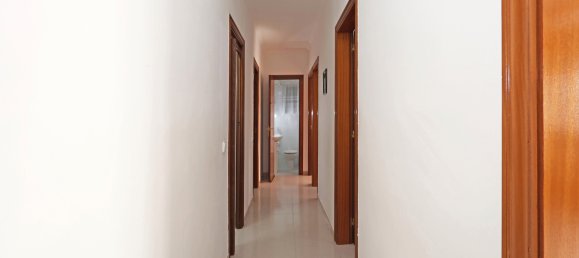 4 Schlafzimmer Wohnung in Sant Feliu de Llobregat, Spain, Nr. 134734 5