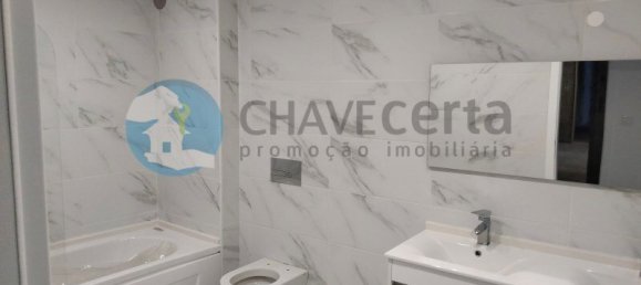 4 bedrooms House in Corroios, Portugal No. 140391 6