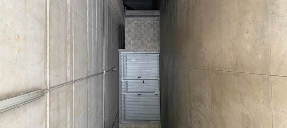 32m² Garage in Lecco, Italy No. 378791 3