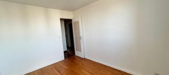 3 chambres Appartement à Villefranche-sur-Saône, France No. 338230 8