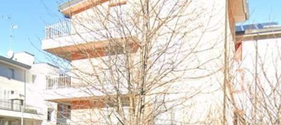 100m² Commercial property in Besana in Brianza, Italy No. 378472 16