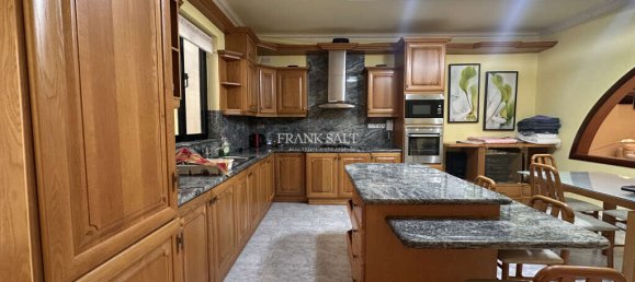 Мезонет с 3 спальнями в Зеббудж, Мальта № 7739 3