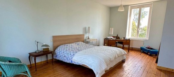 3 Schlafzimmer Haus in Sandillon, France, Nr. 213677 11
