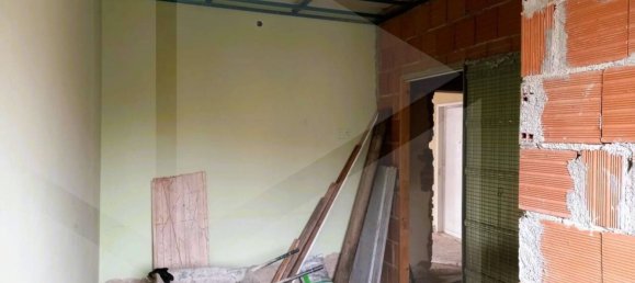 3-salle Appartement à Lucera, Italy No. 256848 8