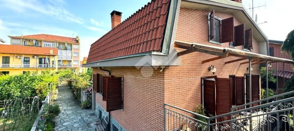 7-salle Villa à Nichelino, Italy No. 154765 2