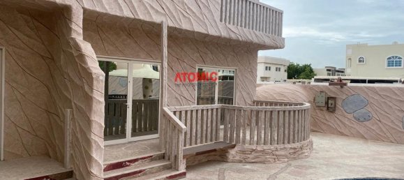 Villa T5 em Mirdif, UAE N.º 7002 4