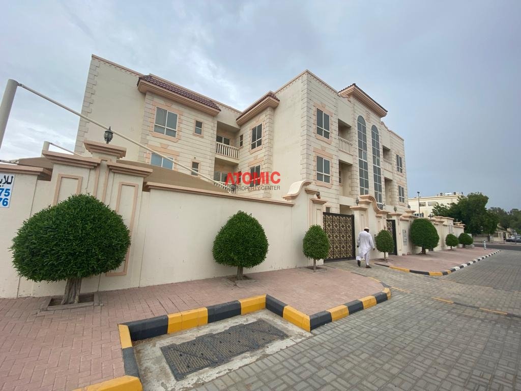 Villa T5 em Mirdif, UAE N.º 7002
