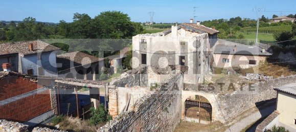 5-Zimmer Haus in Pozzolengo, Italy, Nr. 88765 8