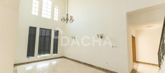 Villa T4 em Dubai, UAE N.º 27986 5