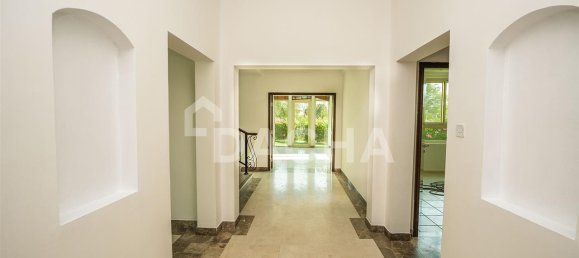Villa T4 em Dubai, UAE N.º 27986 3
