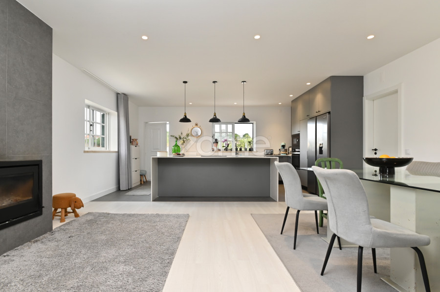 4 غرف نوم منزل في Porto de Mos, Portugal رقم 200399