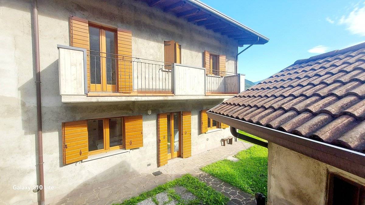 2 Schlafzimmer Wohnung in Breno, Italy, Nr. 257454