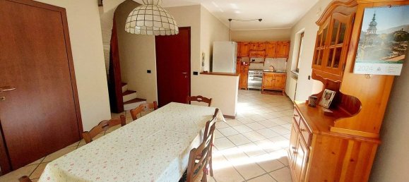 2 bedrooms Apartment in Breno, Italy No. 257454 3