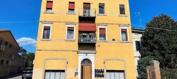 Квартира с 2 спальнями в Феррара, Италия № 378564 5