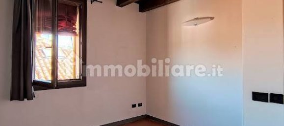 Квартира с 2 спальнями в Феррара, Италия № 378564 9