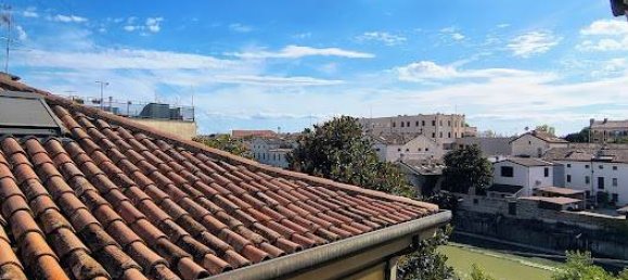 Квартира с 2 спальнями в Феррара, Италия № 378564 12