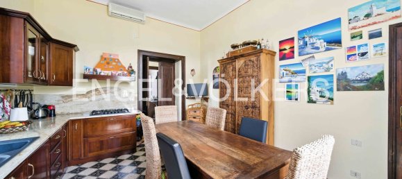 9 Schlafzimmer Villa in Castronno, Italy, Nr. 361250 7