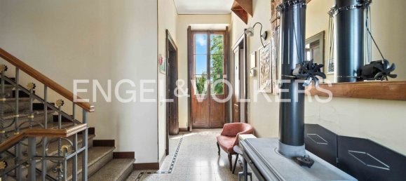 9 Schlafzimmer Villa in Castronno, Italy, Nr. 361250 14