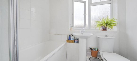 1 bedroom Apartment in Putney, United Kingdom No. 7310 10