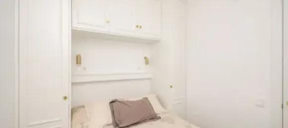 1 bedroom Apartment in Cuatro Caminos, Spain No. 139328 11